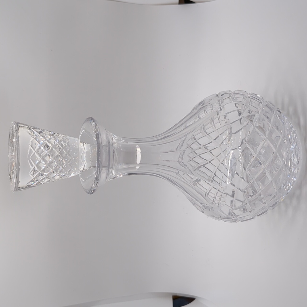 Vintage‎ Diamond Cut Crystal Liquor Decanter